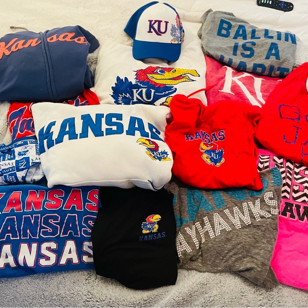 KU Kansas Jayhawks NCAA 15 Piece Adorable Women's Sz M Bundle